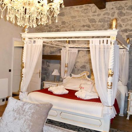 Chateau De La Rive - Suite Prestige - Chambre 2 Personnes Cruet Bagian luar foto