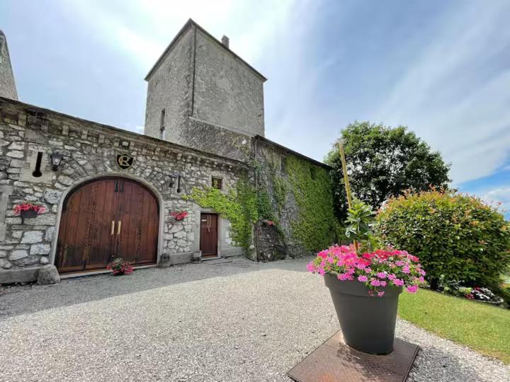 Chateau De La Rive - Suite Prestige - Chambre 2 Personnes Cruet Bagian luar foto